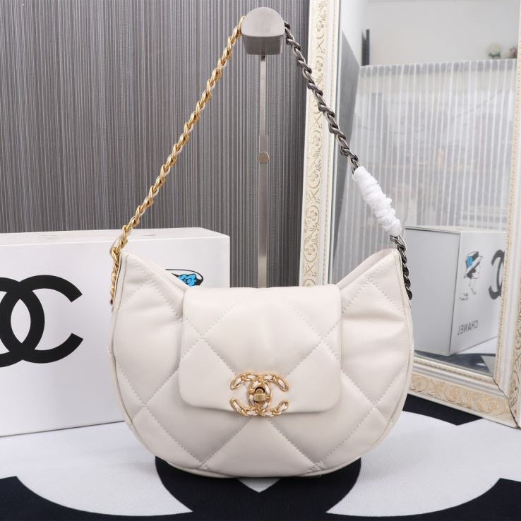 Chanel Hobo Bags - Click Image to Close